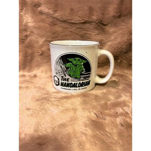 Star Wars, the Mandalorian, Baby Yoda Large 20 oz Mug-NEW - Picture 1 of 2